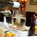 Park House 4*